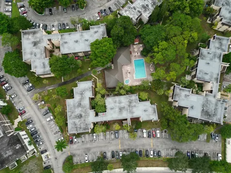 8437 Forest Hills Drive Coral Springs FL 33065