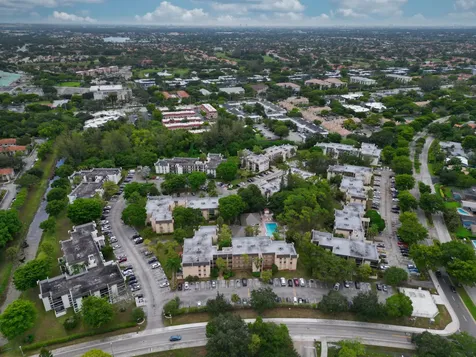 8437 Forest Hills Drive Coral Springs FL 33065