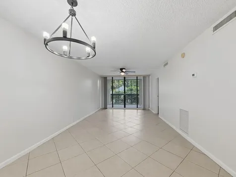 8437 Forest Hills Drive Coral Springs FL 33065
