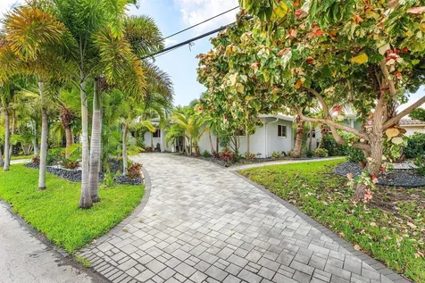 2200 SE 9th Street Pompano Beach FL 33062