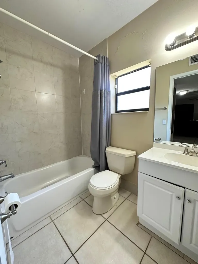 4509 Carambola Circle S Coconut Creek FL 33066