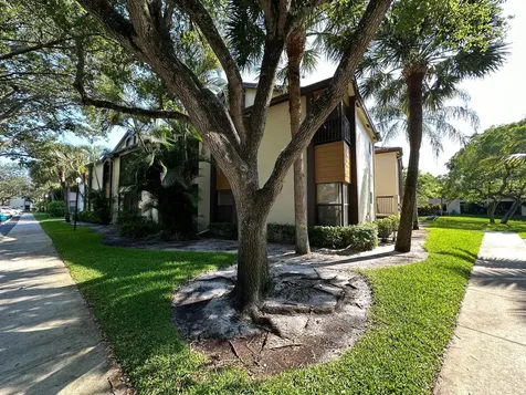 4509 Carambola Circle S Coconut Creek FL 33066