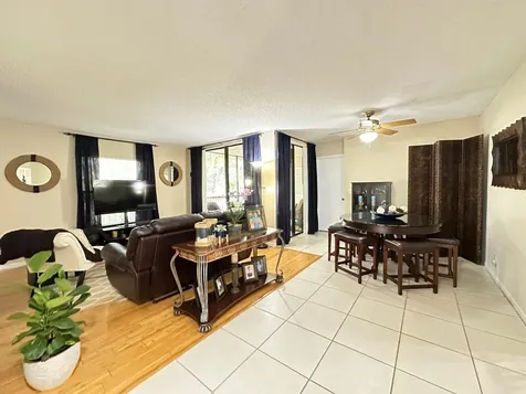 4509 Carambola Circle S Coconut Creek FL 33066