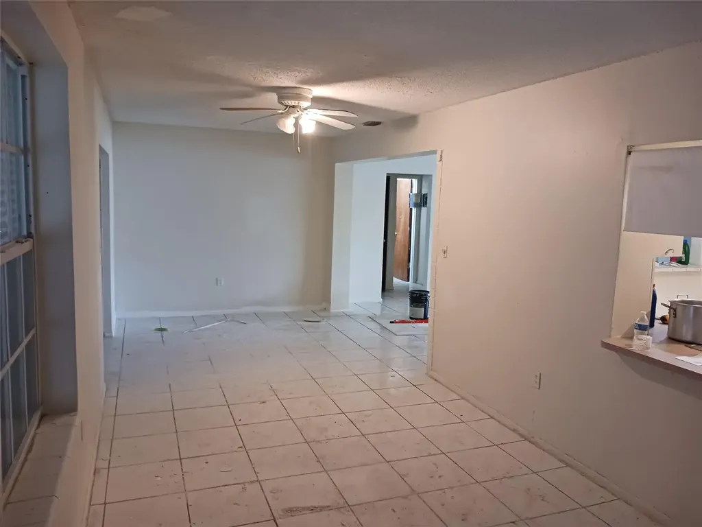 7757 SE Embassy Boulevard Miramar FL 33023