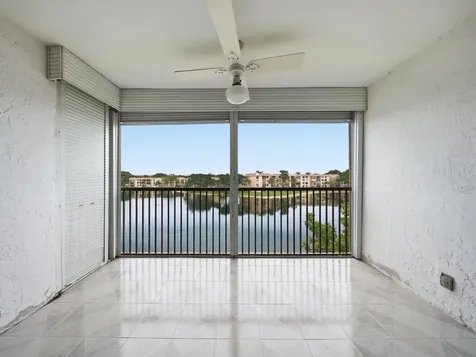 6539 Coral Lake Drive Margate FL 33063