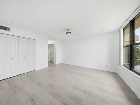 6539 Coral Lake Drive Margate FL 33063