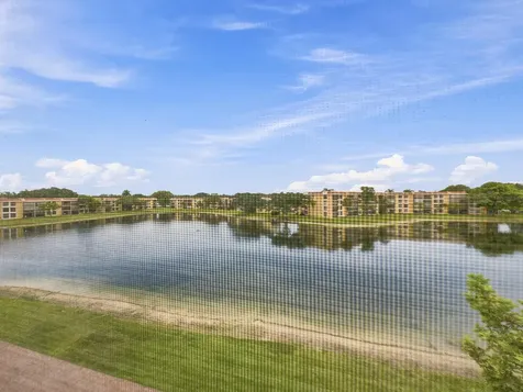 6539 Coral Lake Drive Margate FL 33063