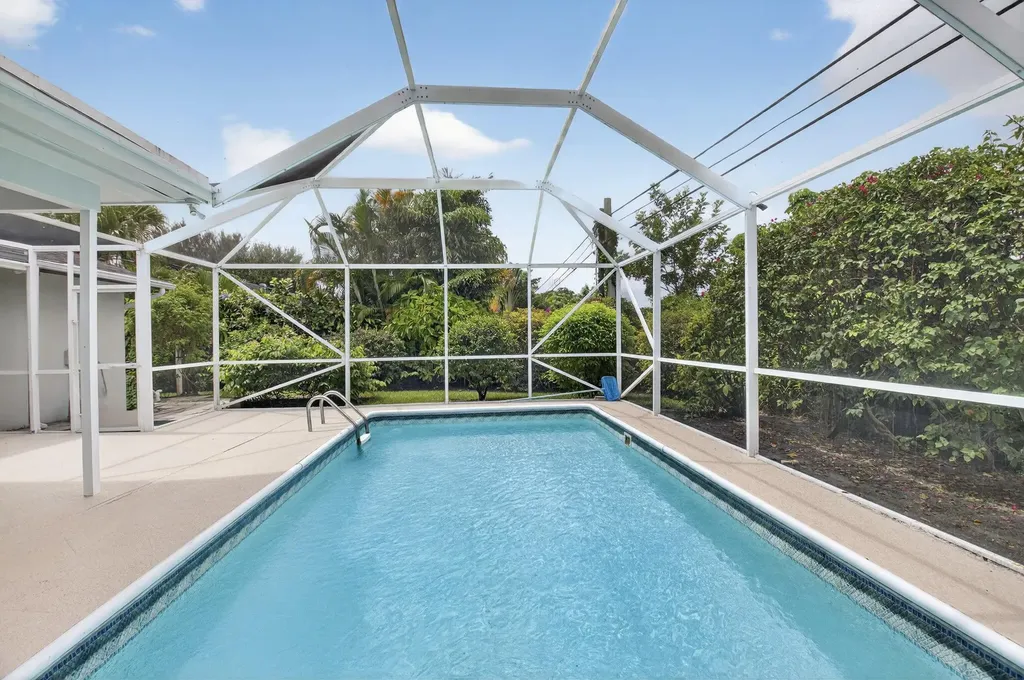 4599 Brady Boulevard Delray Beach FL 33445