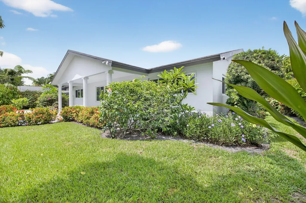 4599 Brady Boulevard Delray Beach FL 33445