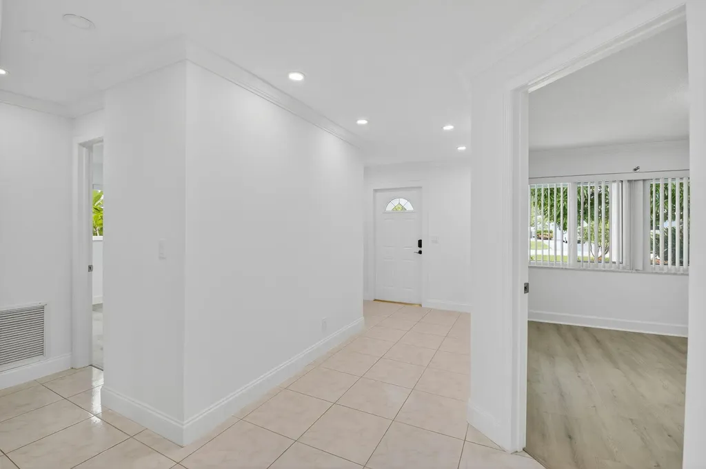 4599 Brady Boulevard Delray Beach FL 33445