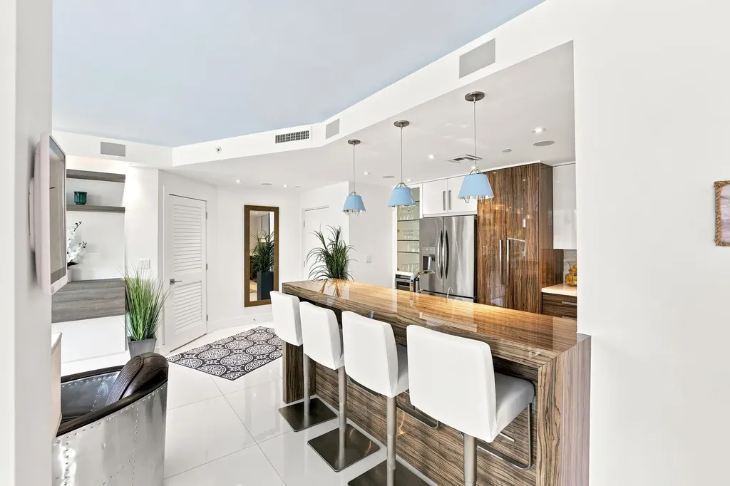 17100 N Bay Road Sunny Isles Beach FL 33160