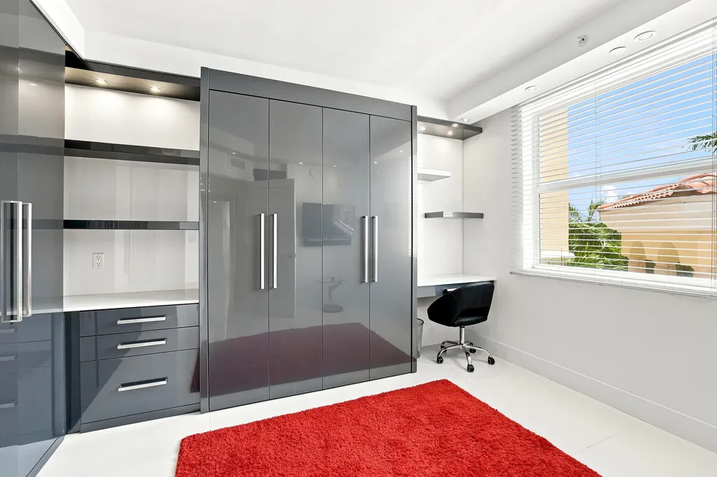 17100 N Bay Road Sunny Isles Beach FL 33160