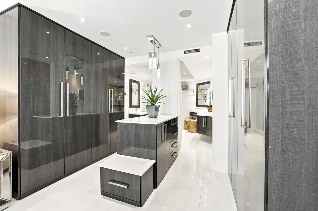 17100 N Bay Road Sunny Isles Beach FL 33160