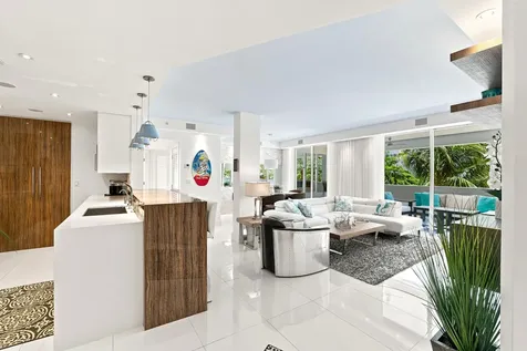 17100 N Bay Road Sunny Isles Beach FL 33160