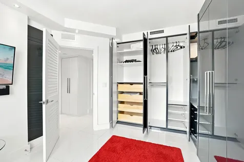 17100 N Bay Road Sunny Isles Beach FL 33160
