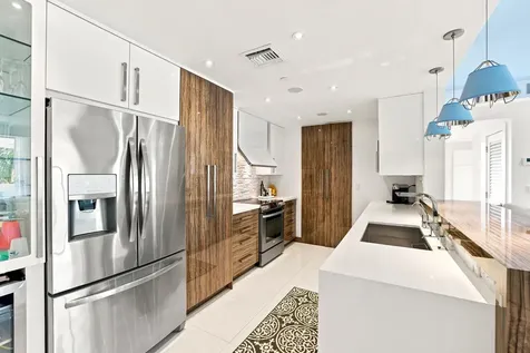 17100 N Bay Road Sunny Isles Beach FL 33160