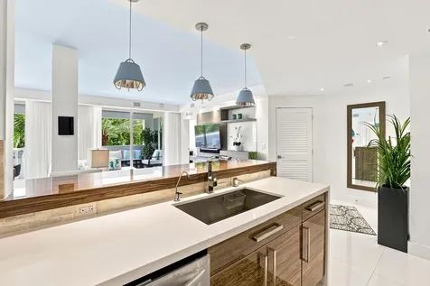 17100 N Bay Road Sunny Isles Beach FL 33160