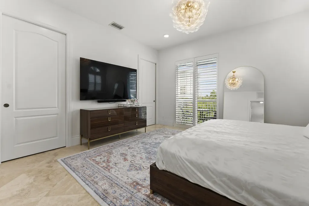 430 Sunset Drive Pompano Beach FL 33062