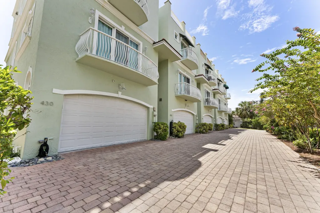 430 Sunset Drive Pompano Beach FL 33062