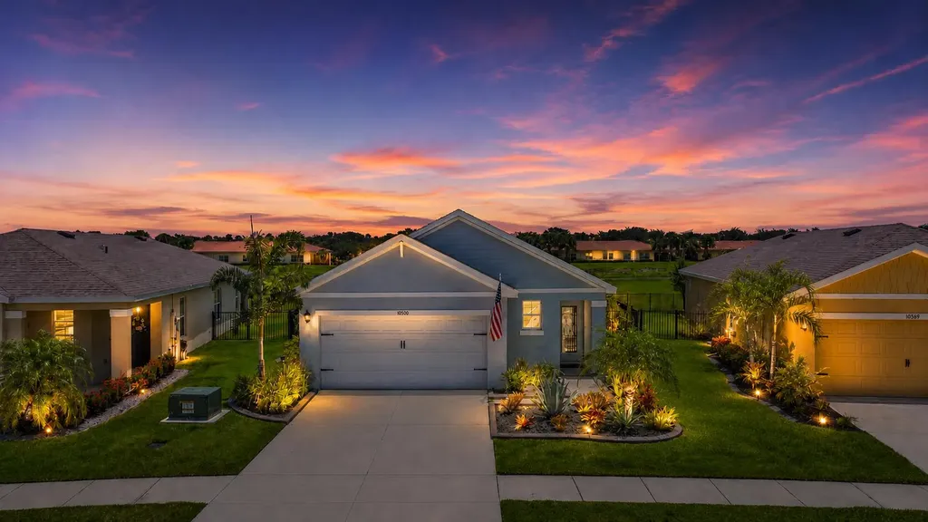10555 SW Vasari Way Port St Lucie FL 34987