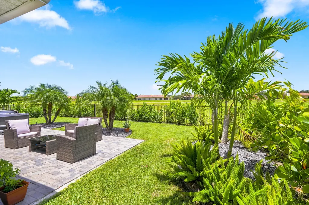 10555 SW Vasari Way Port St Lucie FL 34987