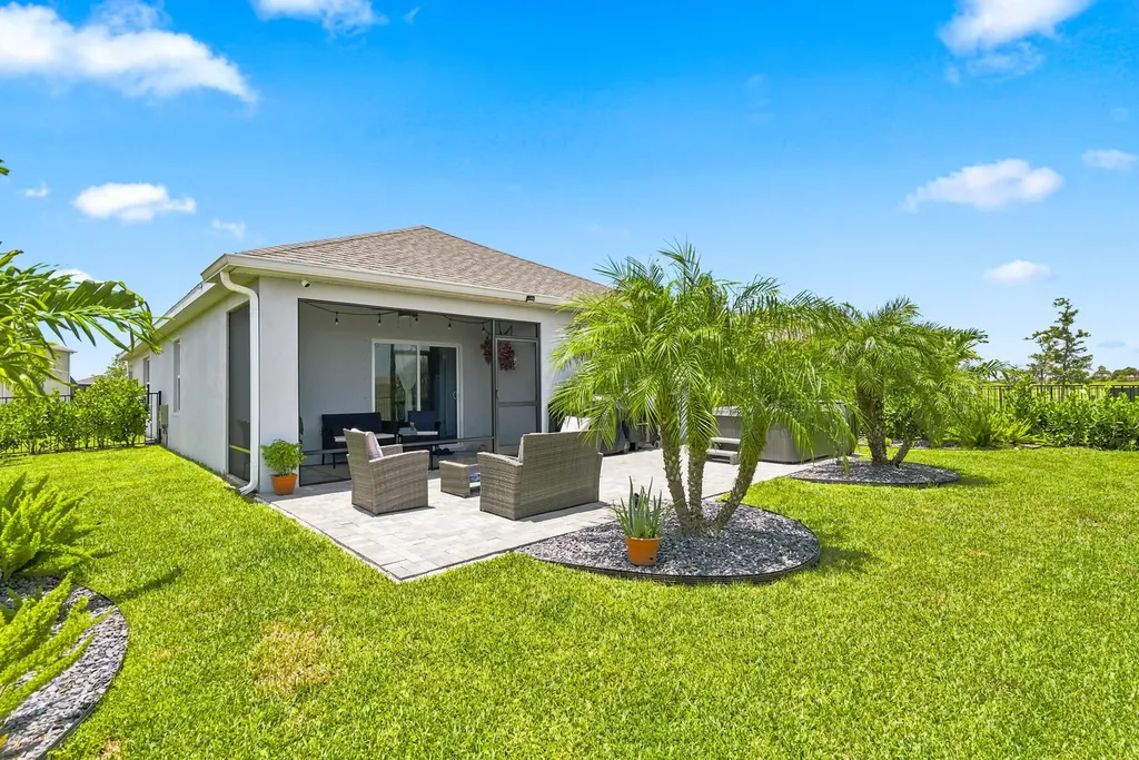 10555 SW Vasari Way Port St Lucie FL 34987