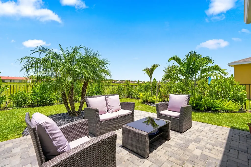 10555 SW Vasari Way Port St Lucie FL 34987