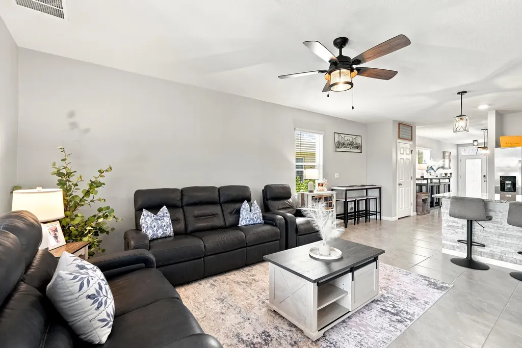 10555 SW Vasari Way Port St Lucie FL 34987