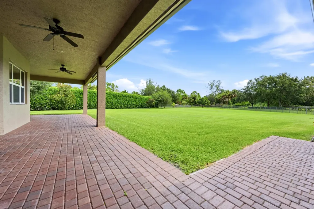 7918 Arbor Crest Way West Palm Beach FL 33412
