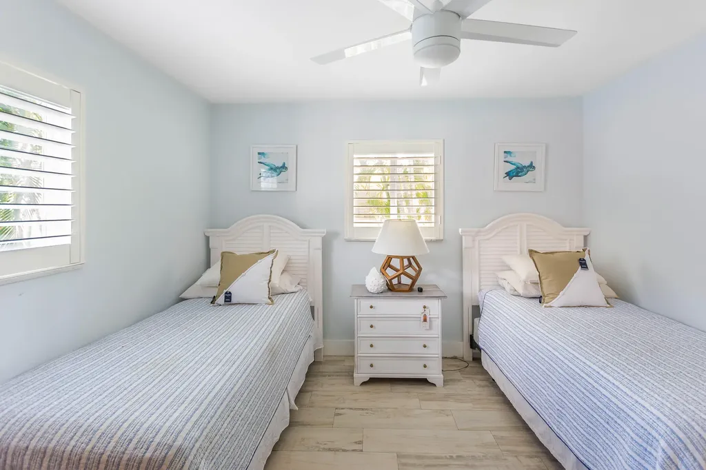 2830 SW 5th Street Boynton Beach FL 33435