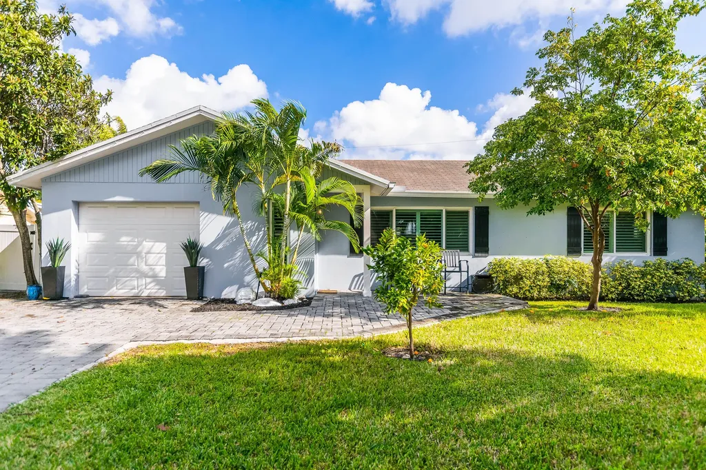 2830 SW 5th Street Boynton Beach FL 33435