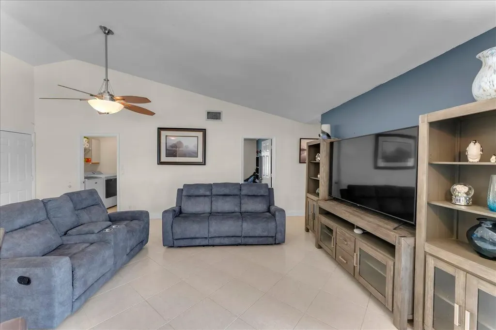 5345 NW 58th Terrace Coral Springs FL 33067