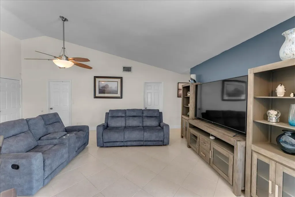 5345 NW 58th Terrace Coral Springs FL 33067