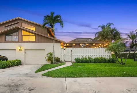 9623 Boca Gardnes Parkway Boca Raton FL 33496