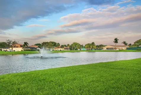 9623 Boca Gardnes Parkway Boca Raton FL 33496