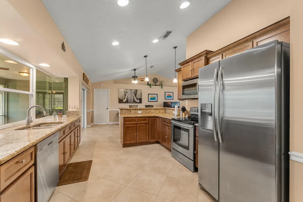 1423 SE Pitcher Road Port St Lucie FL 34952