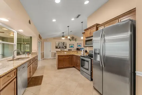 1423 SE Pitcher Road Port St Lucie FL 34952