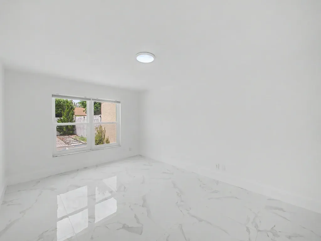 8464 Lake Worth Court Wellington FL 33467
