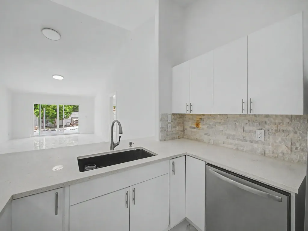 8464 Lake Worth Court Wellington FL 33467
