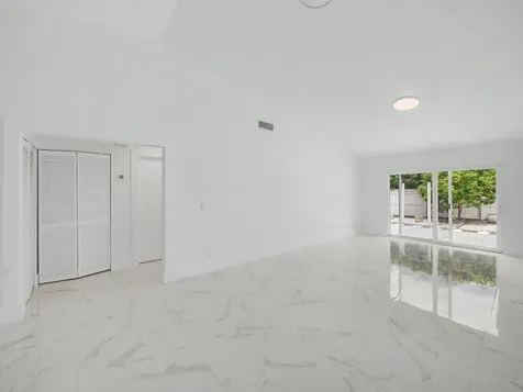 8464 Lake Worth Court Wellington FL 33467