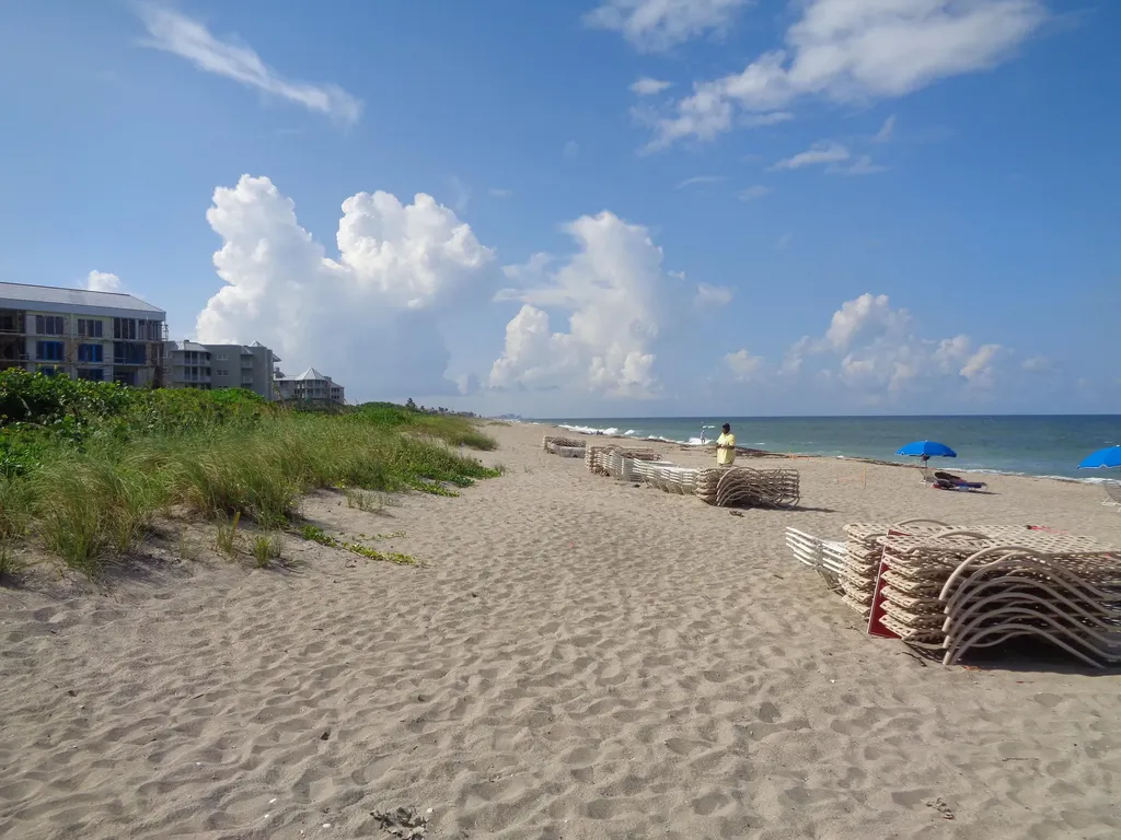 5527 NE Gulfstream Way Hutchinson Island FL 34996