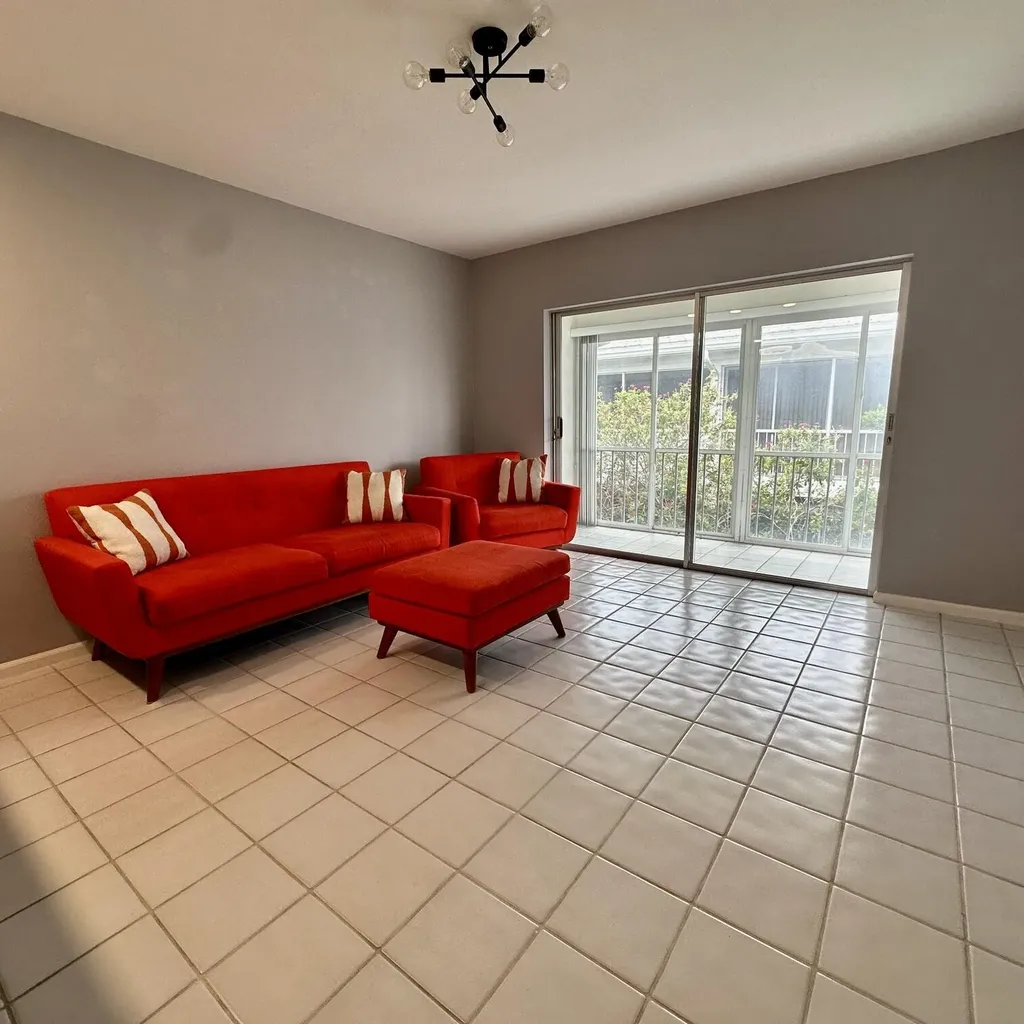 2171 NE 66th Street Fort Lauderdale FL 33308