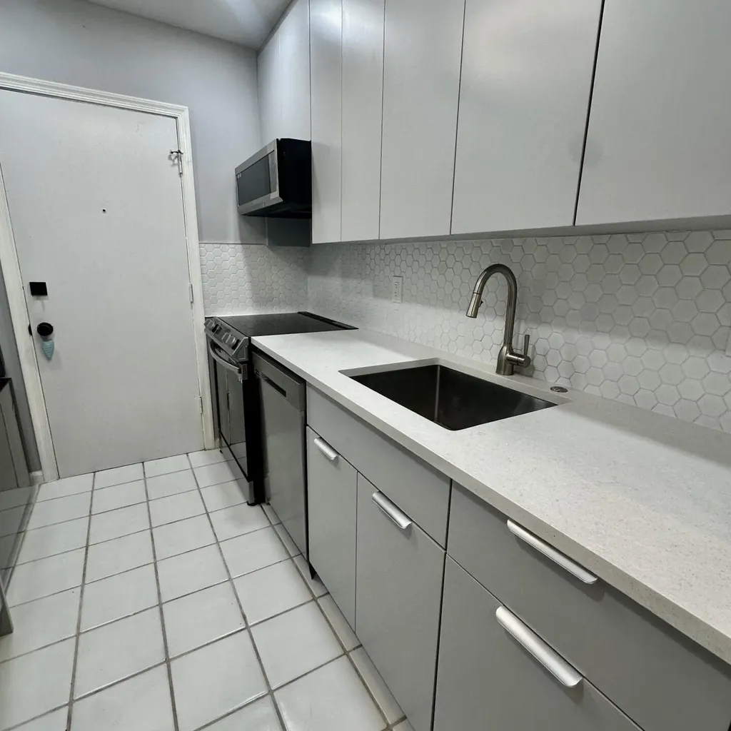 2171 NE 66th Street Fort Lauderdale FL 33308