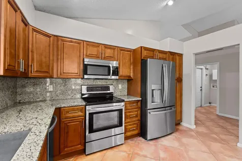 125 Saratoga Boulevard E Royal Palm Beach FL 33411