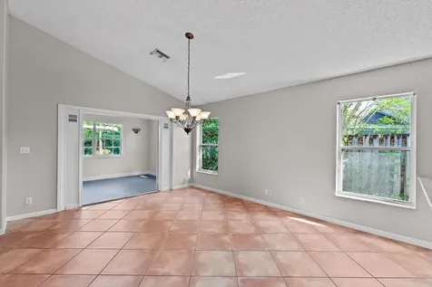 125 Saratoga Boulevard E Royal Palm Beach FL 33411