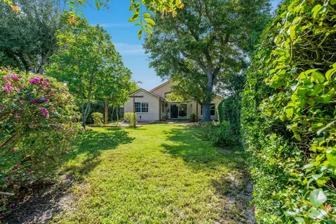 125 Saratoga Boulevard E Royal Palm Beach FL 33411