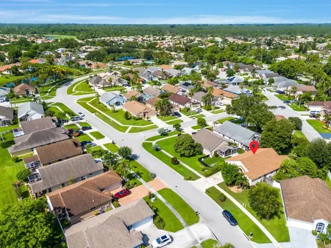 125 Saratoga Boulevard E Royal Palm Beach FL 33411