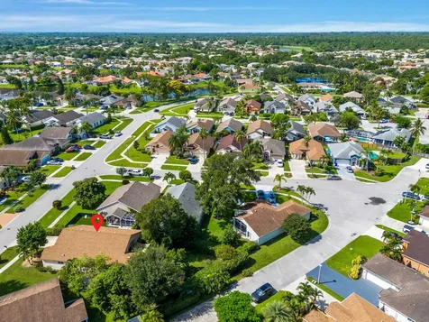 125 Saratoga Boulevard E Royal Palm Beach FL 33411