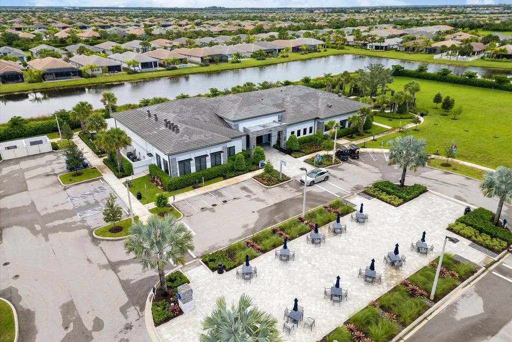 12180 SW Jasper Lake Way Port St Lucie FL 34987