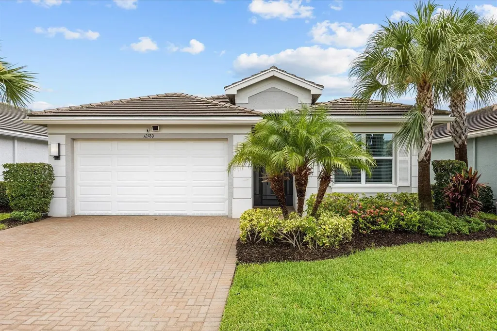 12180 SW Jasper Lake Way Port St Lucie FL 34987
